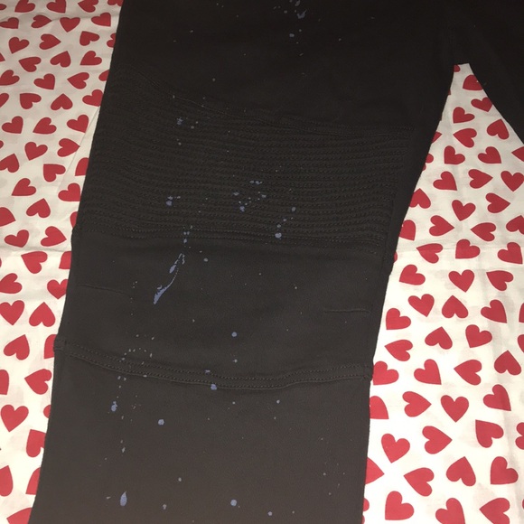 Black with blue paint spatter print evolves premium denim jeans (40) - Picture 7 of 10